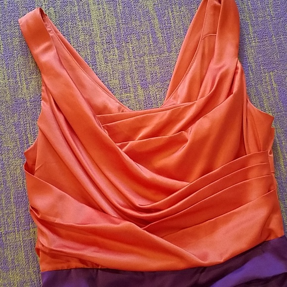 Express dress - Picture 2 of 5